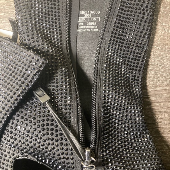 ZARA Women’s Black Heels - Picture 5 of 8